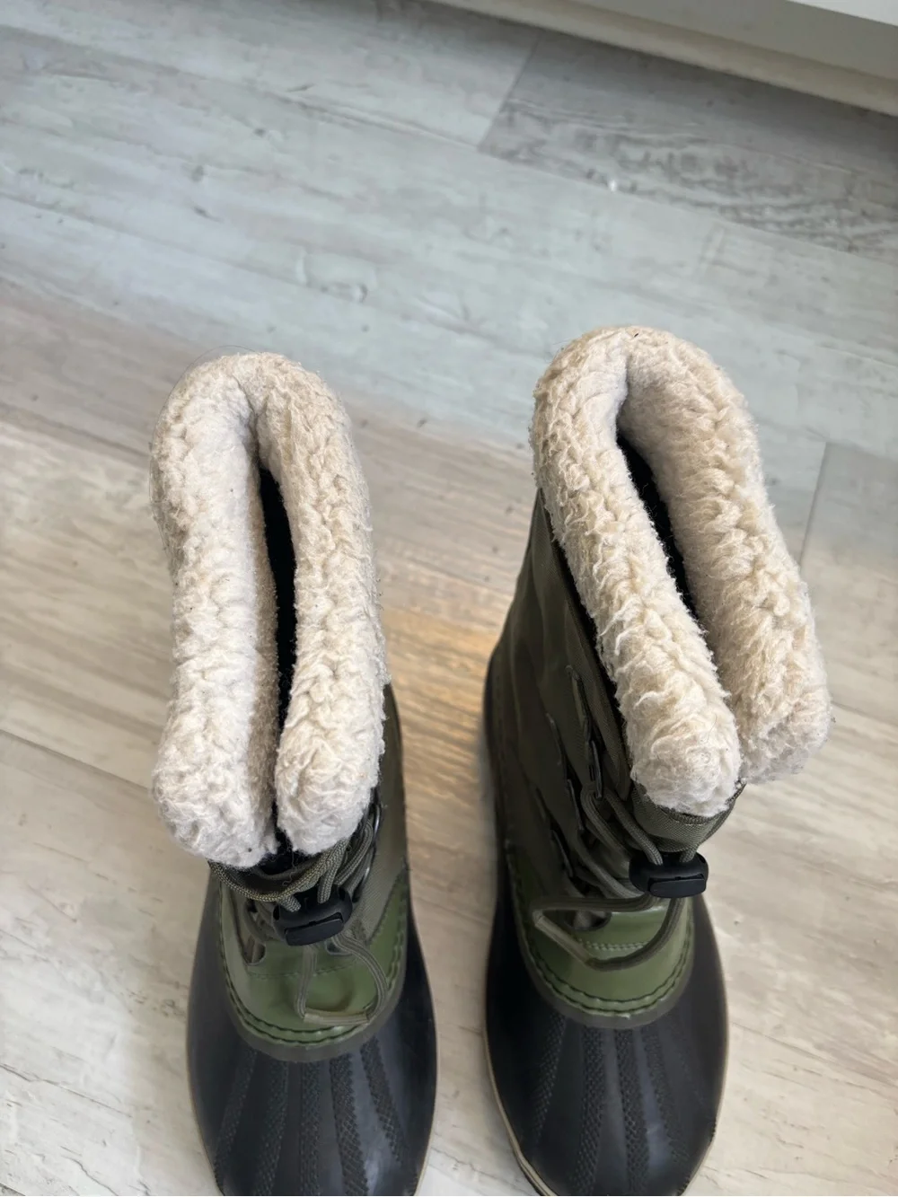 Sorel Yoot Pac Nylon Waterproof Snow Boots Hiker Green Youth Size 6